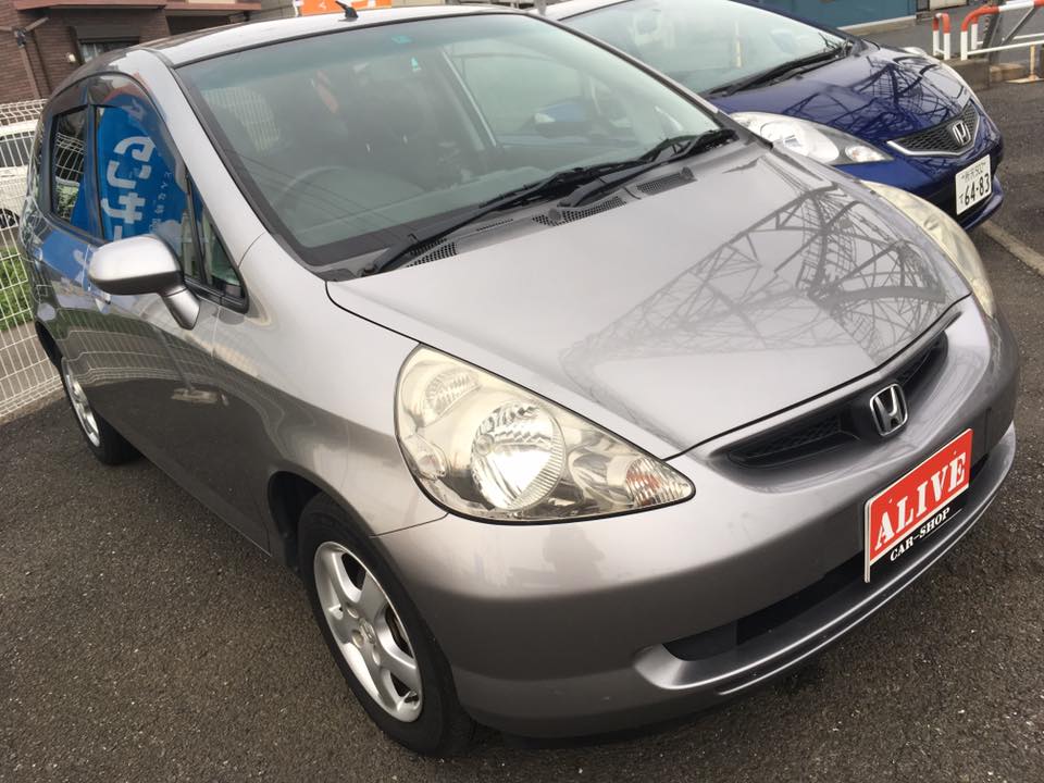HONDA FIT 1.5T『Sさま』エアコン修理にてご入庫いただきました。