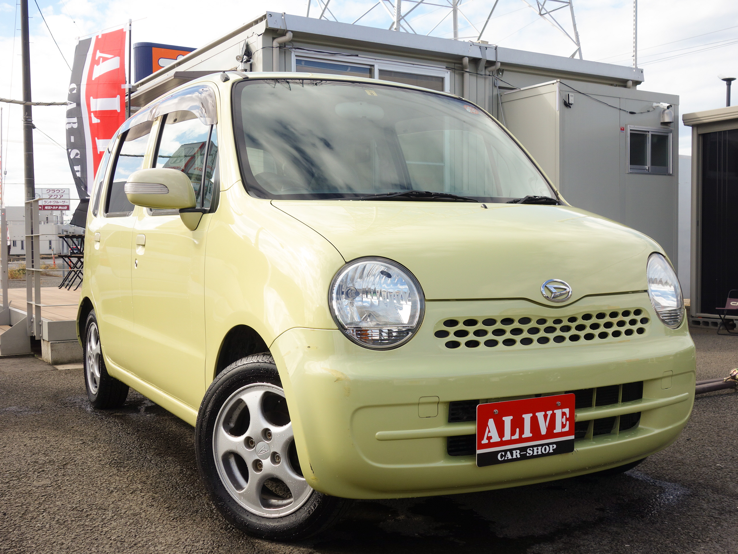 DAIHATSU　ムーブラテ　X