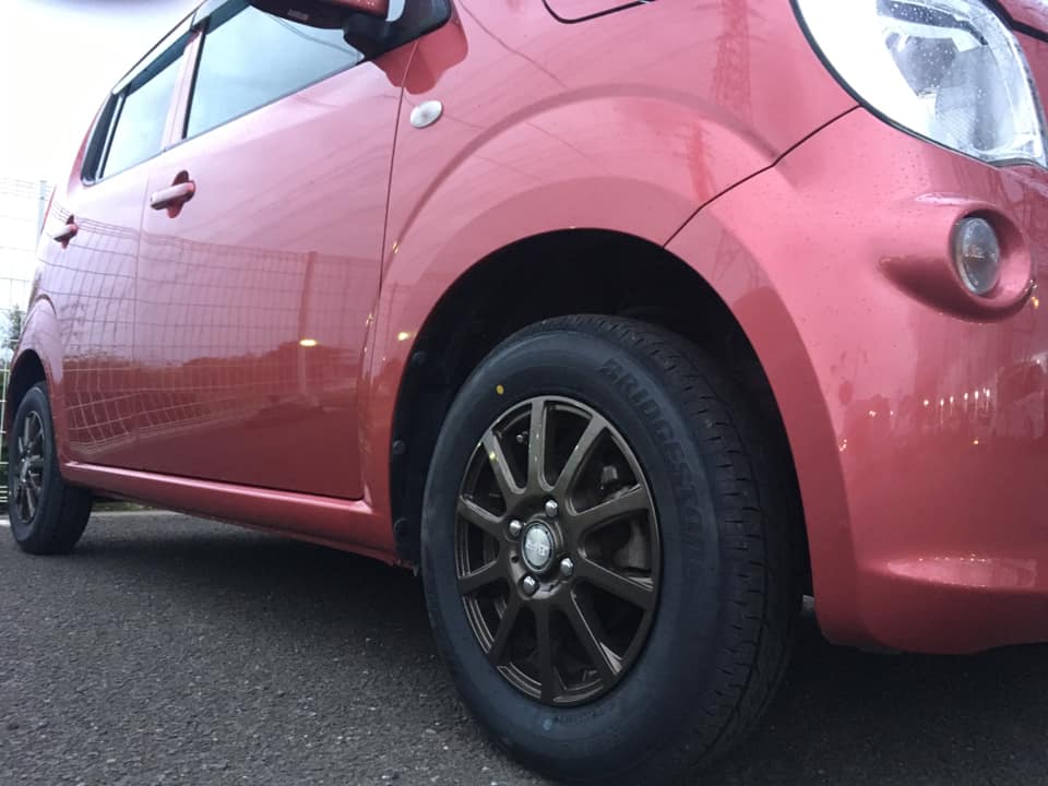 NISSAN モコ S『Kさま』タイヤ新品交換、フェンダー交換、サイドシル鈑金修理