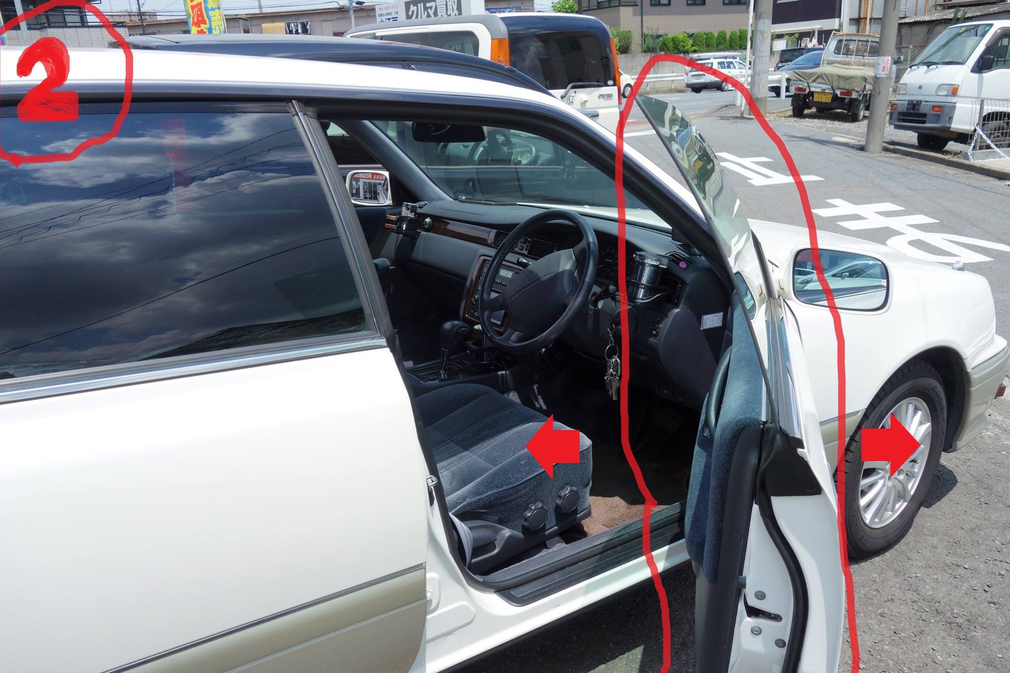 チョコっと豆知識！(車内の温度を早く下げる編）