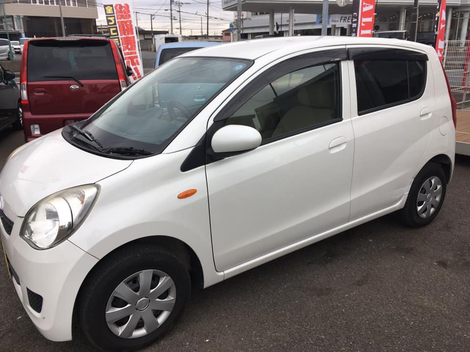DAIHATSU ミラ『Kさま』ナビ取付にて、ご入庫です！