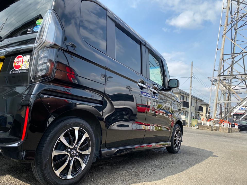 HONDA　N-BOX　カスタム『Yさま』1年点検＆オイル・フィルター交換にてご入庫です！