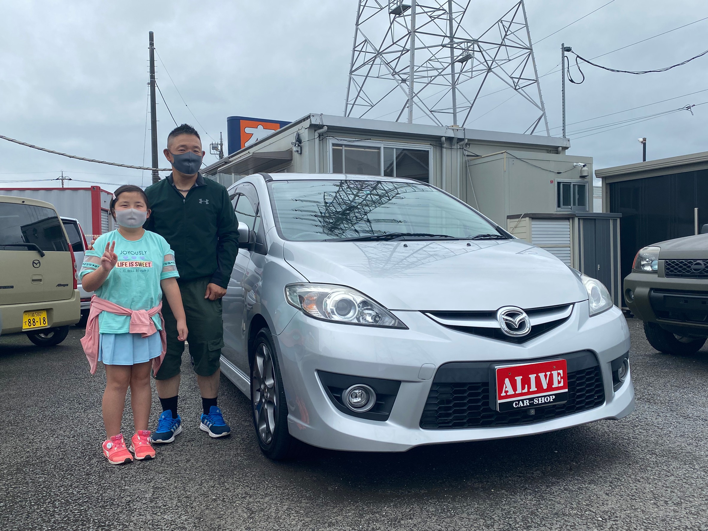 MAZDA　プレマシー20Z『Iさま』ご納車です。