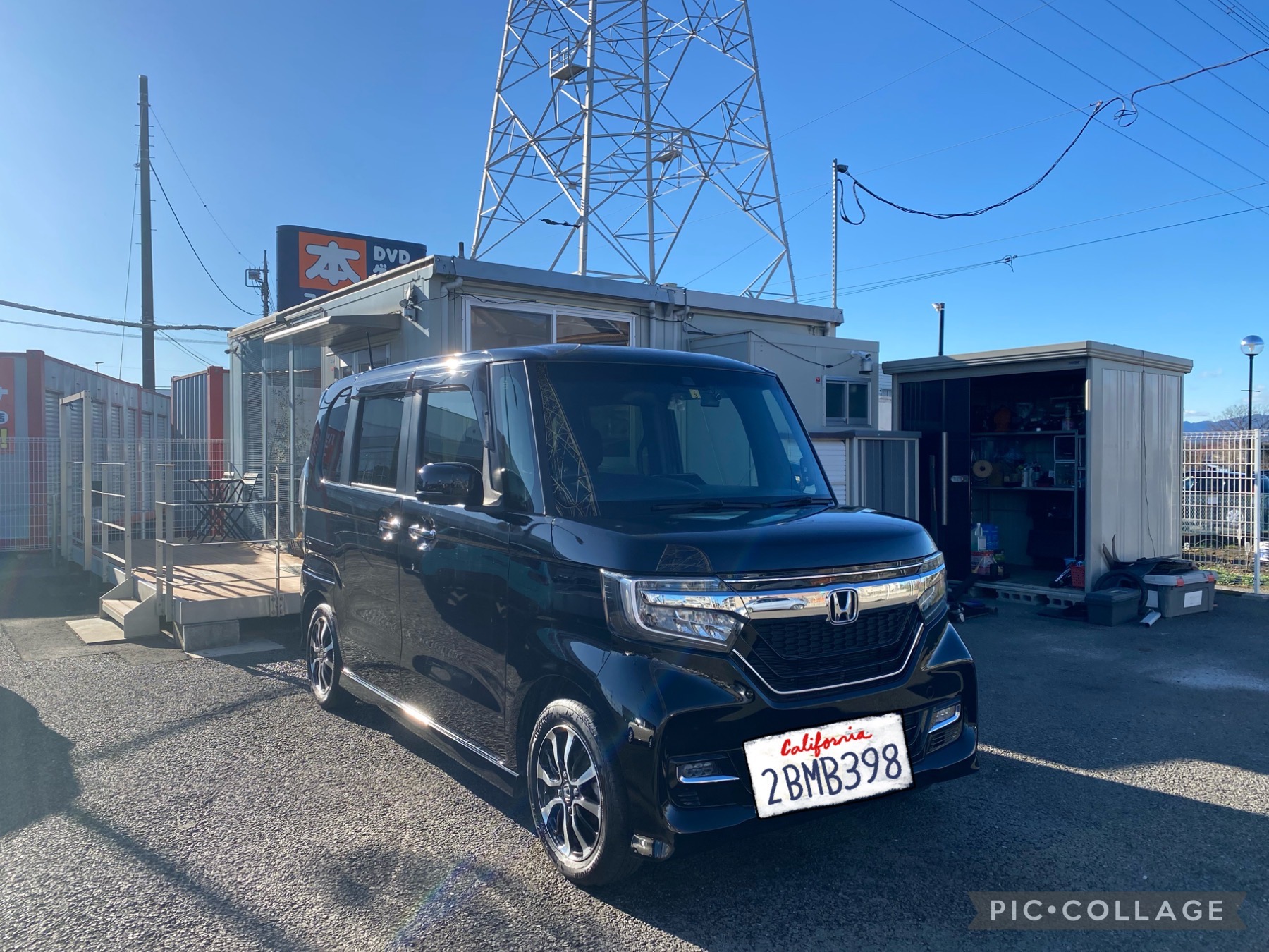 HONDA N-BOX カスタムG EXホンダセンシング『Yさま』オイル交換&ALIVEメンテナンスコートにてご入庫ありがとうございます！