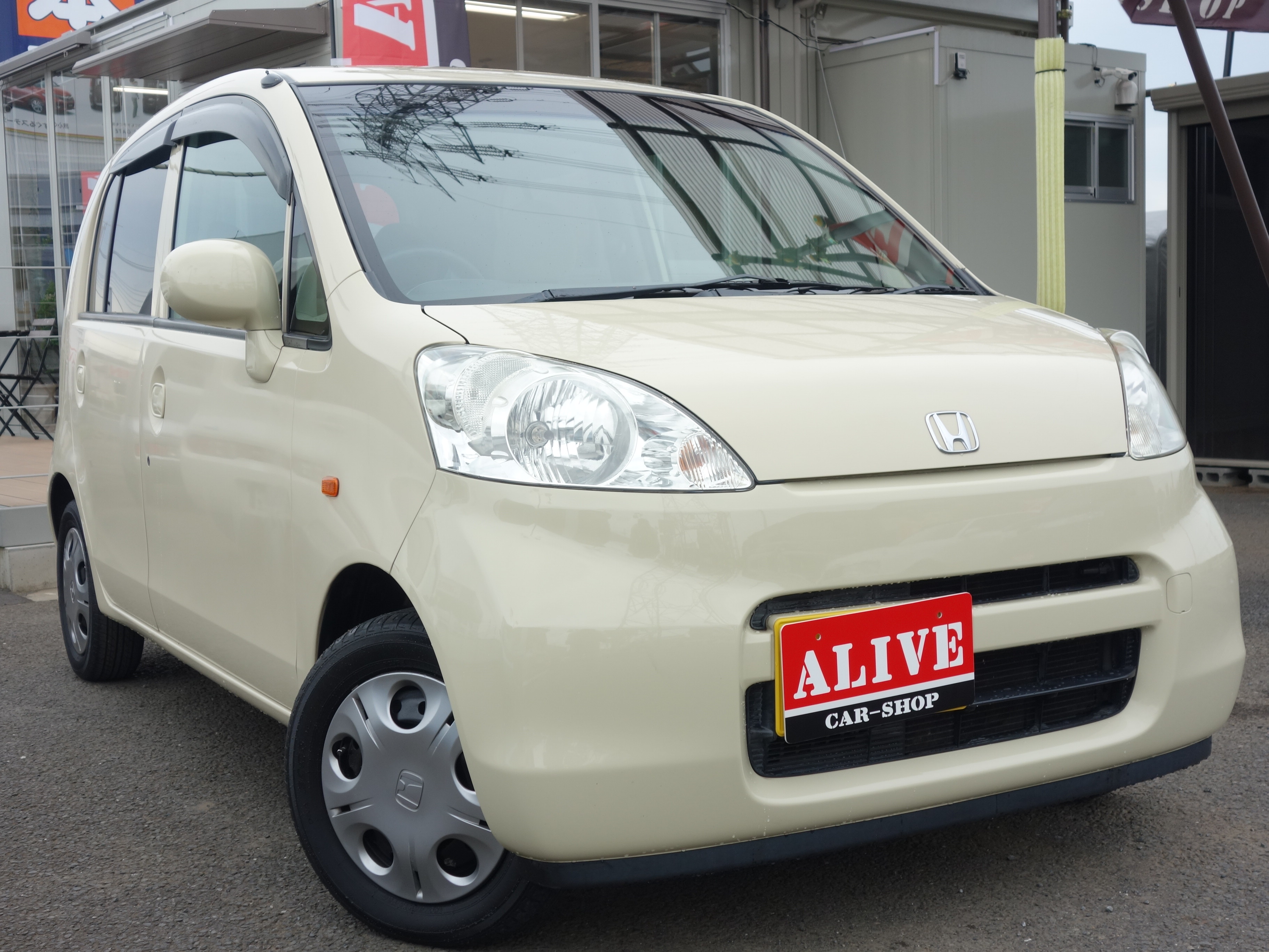 HONDA　ライフ