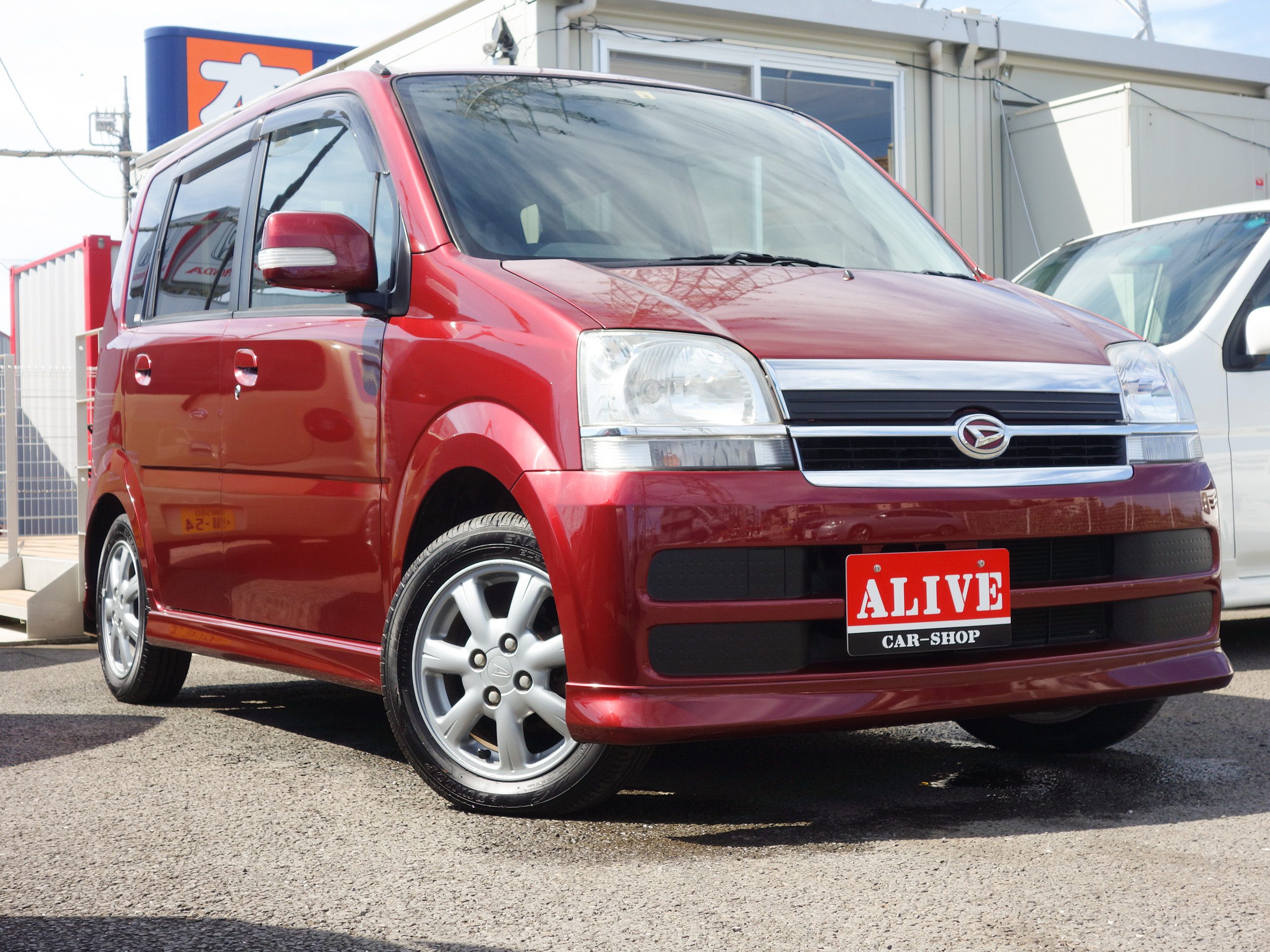 DAIHATSU　ムーブ　VS