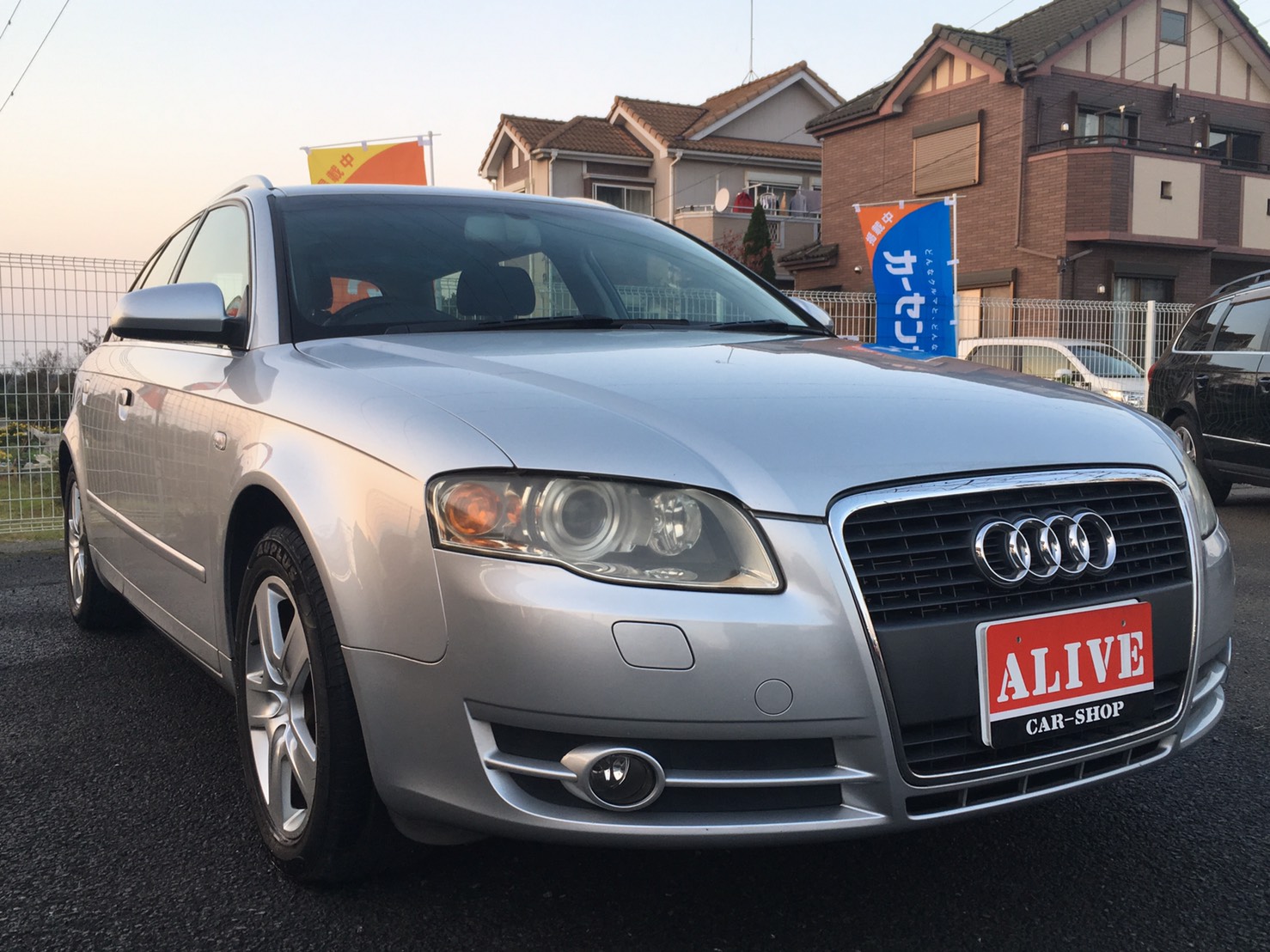 AUDI A4アバント『Iさま』オイル交換、洗車コーティングにて、ご入庫ありがとうございます